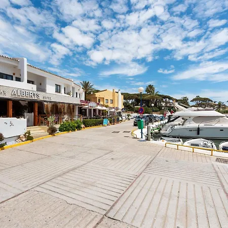 Apartment Luxus-apartment Mit Meerblick & Whirlpool, - Cabopino Golf Marbella